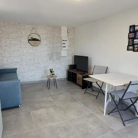 Les Des Hauts Pays Holiday home Tangry